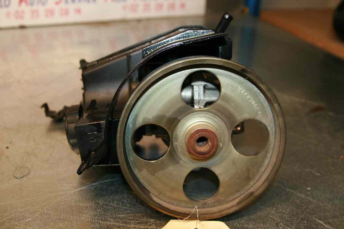 Pompe Direction Assisté
PEUGEOT 206 PHASE 1 1.4i 75CV

Réf : 26079836-ON / 9636868880

10.2001