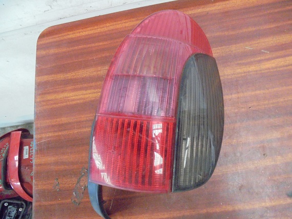 Feu Arriere Droit
PEUGEOT 306 SW
An 04.1997 / 03.2002

