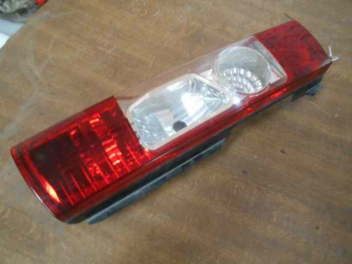 Feu Arriere Droit
PEUGEOT Boxer 3
An 06.2006 - 06.2015

Vente comptoir uniquement
Sans platine

