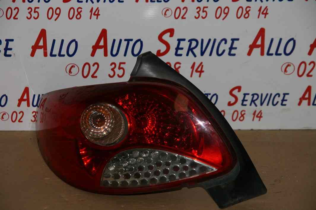 Feu Arriere Gauche PEUGEOT 206+
05.2010
