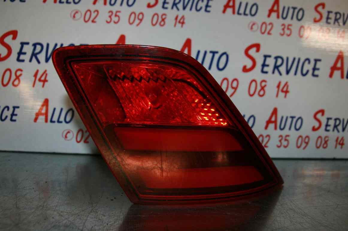 Feu Arriere Droit de Hayon PEUGEOT 308 2 PHASE 1
10.2013


