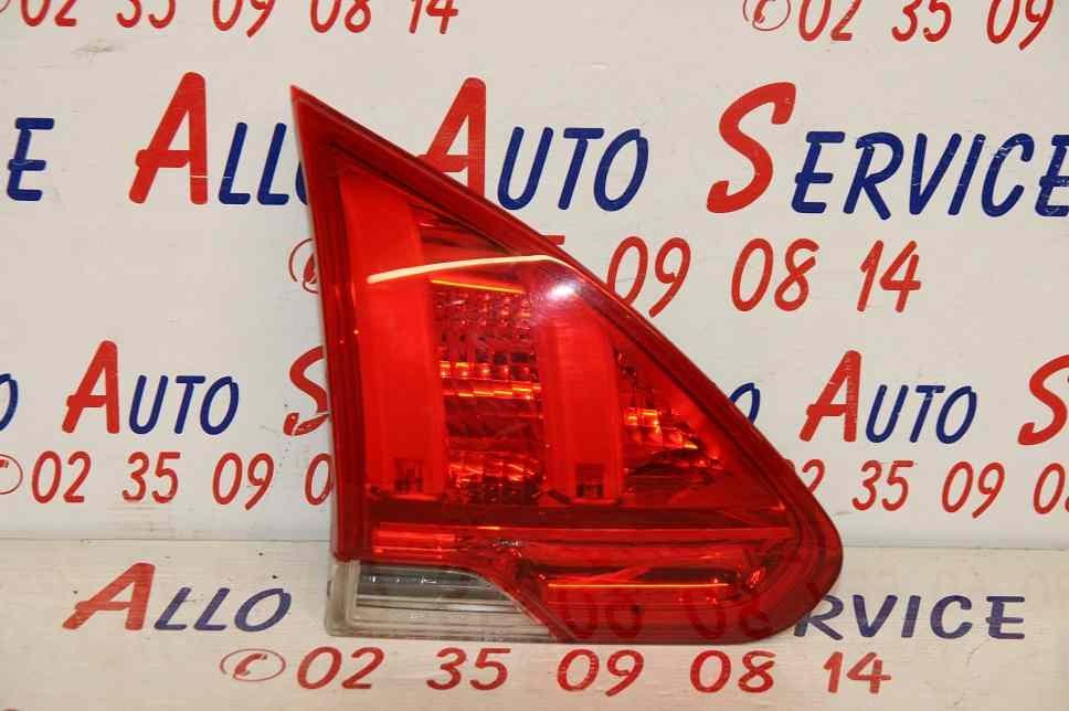 Feu Arriere Gauche De Hayon

PEUGEOT 2008 I PHASE 1 02/2016

2013-01->2016-09