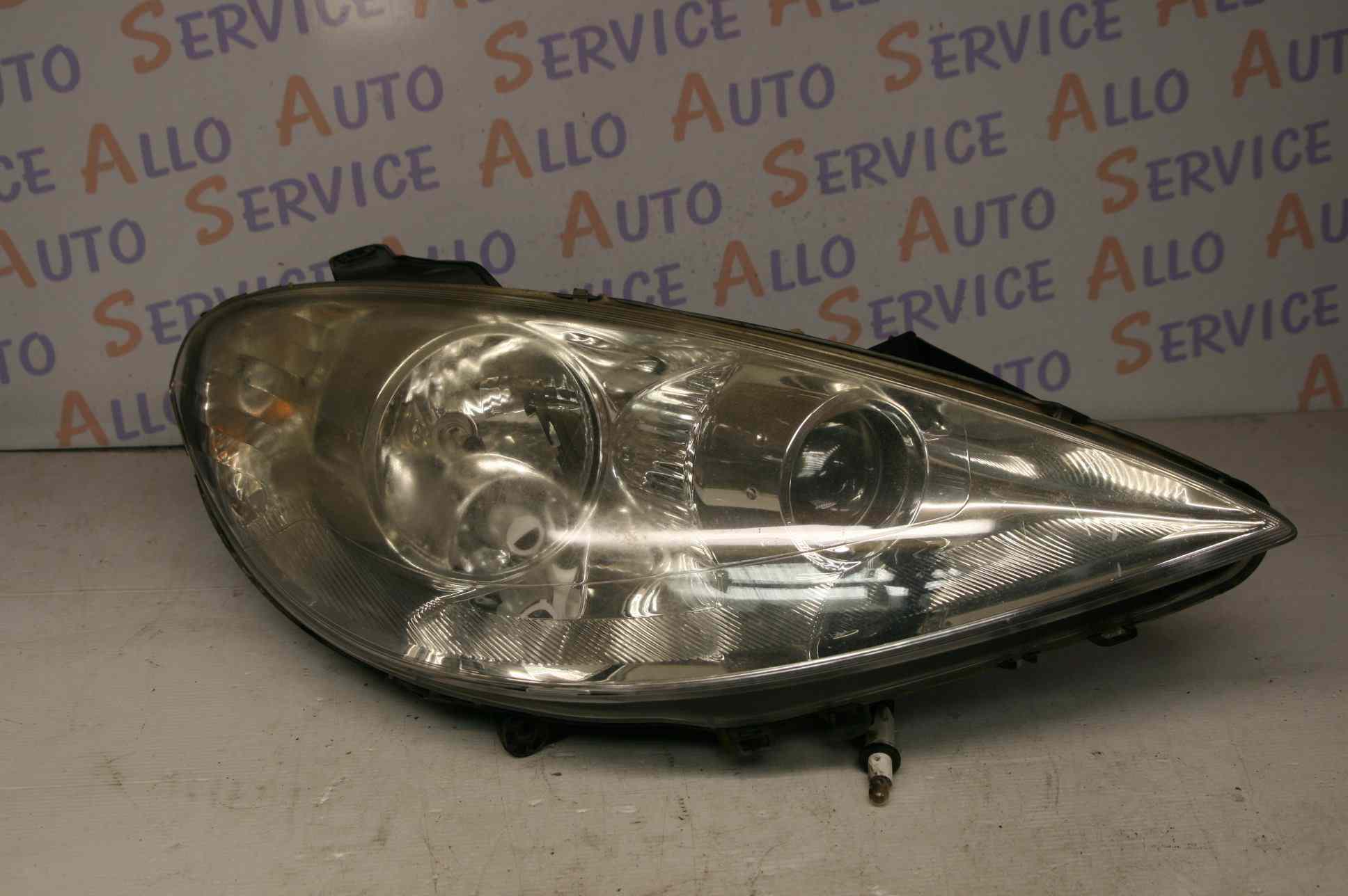 Optique Droit
PEUGEOT 807

