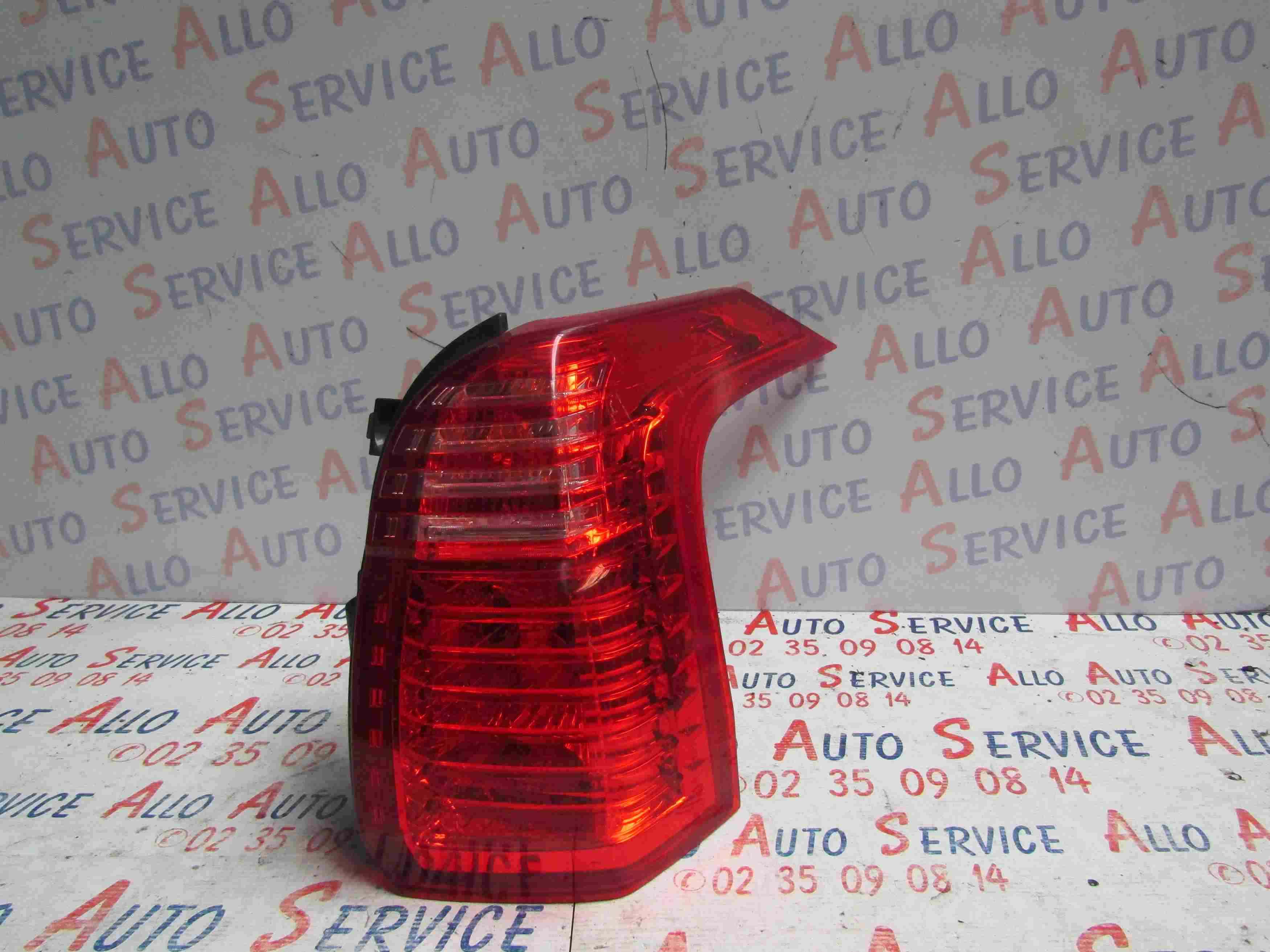 Feu Arriere Droit
PEUGEOT 5008 1 Phase 1

03.2010
Frais de port sur devis 

