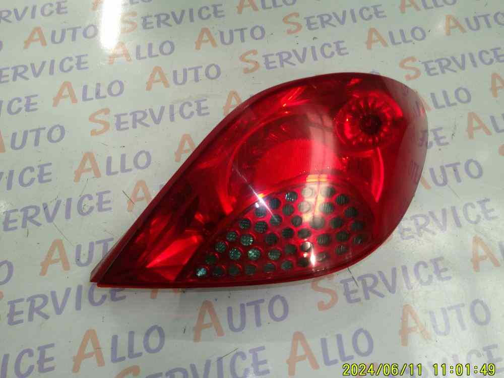 Feu Arriere Droit PEUGEOT 207 PHASE 1
ANNEE 31/08/2006
REF: 9649986580
