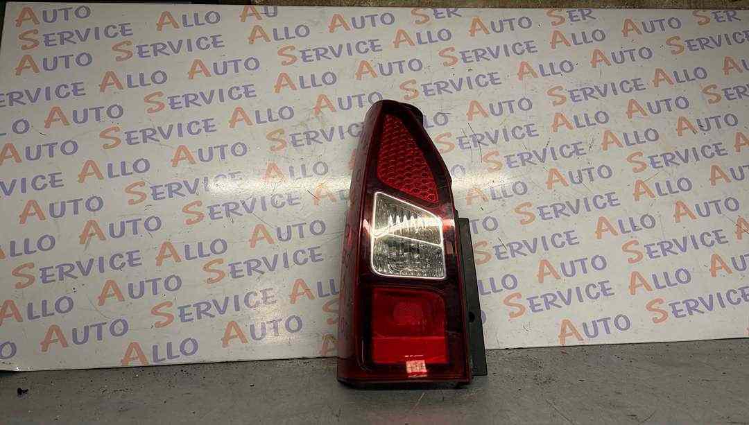 Feu Arriere Gauche
PEUGEOT Partner 2 phase 3
annee 27/07/2016

