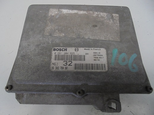 Calculateur 
PEUGEOT 106 1.0
CITROEN SAXO 1.0
An 1996 - 1999

Bosch 0261 204 625 
96 302 784 80 

