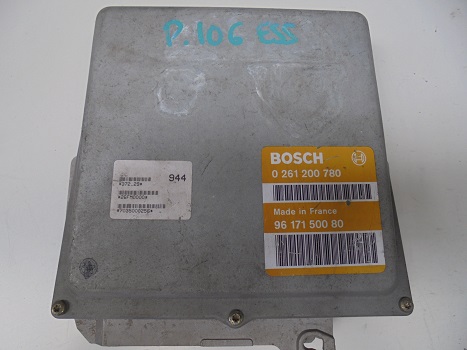Calculateur 
 PEUGEOT 106 1.0
 CITROEN AX 1.0 

 Bosch 0261 200 780 
 96 171 500 80
