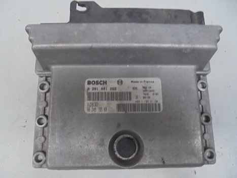 Calculateur 
PEUGEOT 406 1.9 TD
CITROEN Xantia 1.9 TD 

BOSCH 0281 001 262
96 245 195 80 