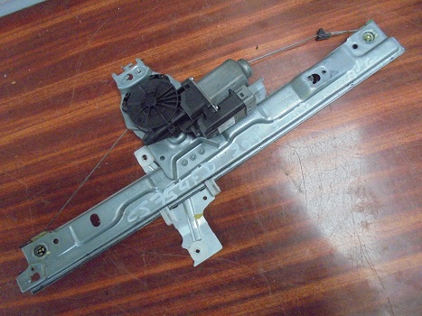 Leve Vitre électrique Av Gauche
PEUGEOT 207 5 portes
An 2006 - 2013 

Réf : 402313B
Broches 6 fiches
