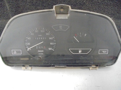 Compteur 
PEUGEOT 106 Série 1 
An 1991 - 1996

Jaeger 9605593680
122 459 Km

