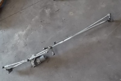 Systeme Essuie glace Av
PEUGEOT 308 1.6 HDI 90CV
An 10.2007 - 03.2011
