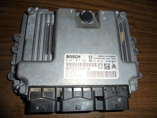 Calculateur 
PEUGEOT 308 / 407 1.6 HDI 110CV 16V FAP
An 2004 - 03.2011

Bosch 0281 013 332
96 642 575 80 
EDC16C34

