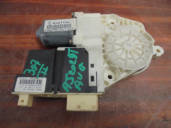 Leve Vitre Av Gauche
PEUGEOT 307
An 04.2001 - 06.2005

Réf : 9649911180

