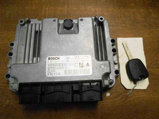 Kit de demarrage 
PEUGEOT 407 (1) 1.6 HDI 16V 110CV FAP
An 02.2007 - 07.2008

Tête de clé

Calculateur Bosch 
0281 013 332 / 9694257580

BSI Controls Johnson
966405908001
Boot 28120836 
Hard 28119248

