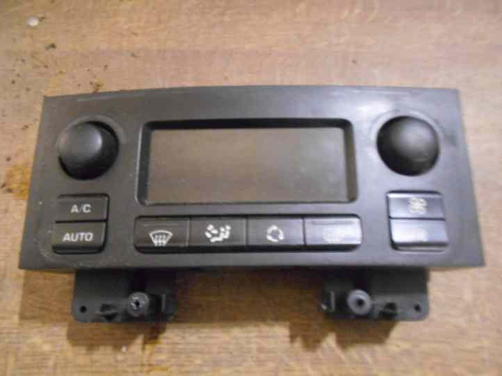 Commande de chauffage & Clim
PEUGEOT 307 (2)
An 2007

BEHR 9646627977

