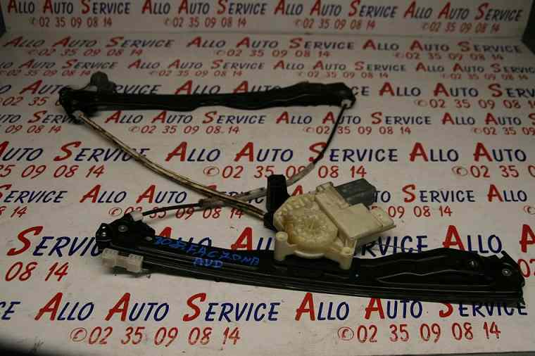 Leve Vitre Avant Droit PEUGEOT 308 2 PHASE 1 (5P)
10.2013

