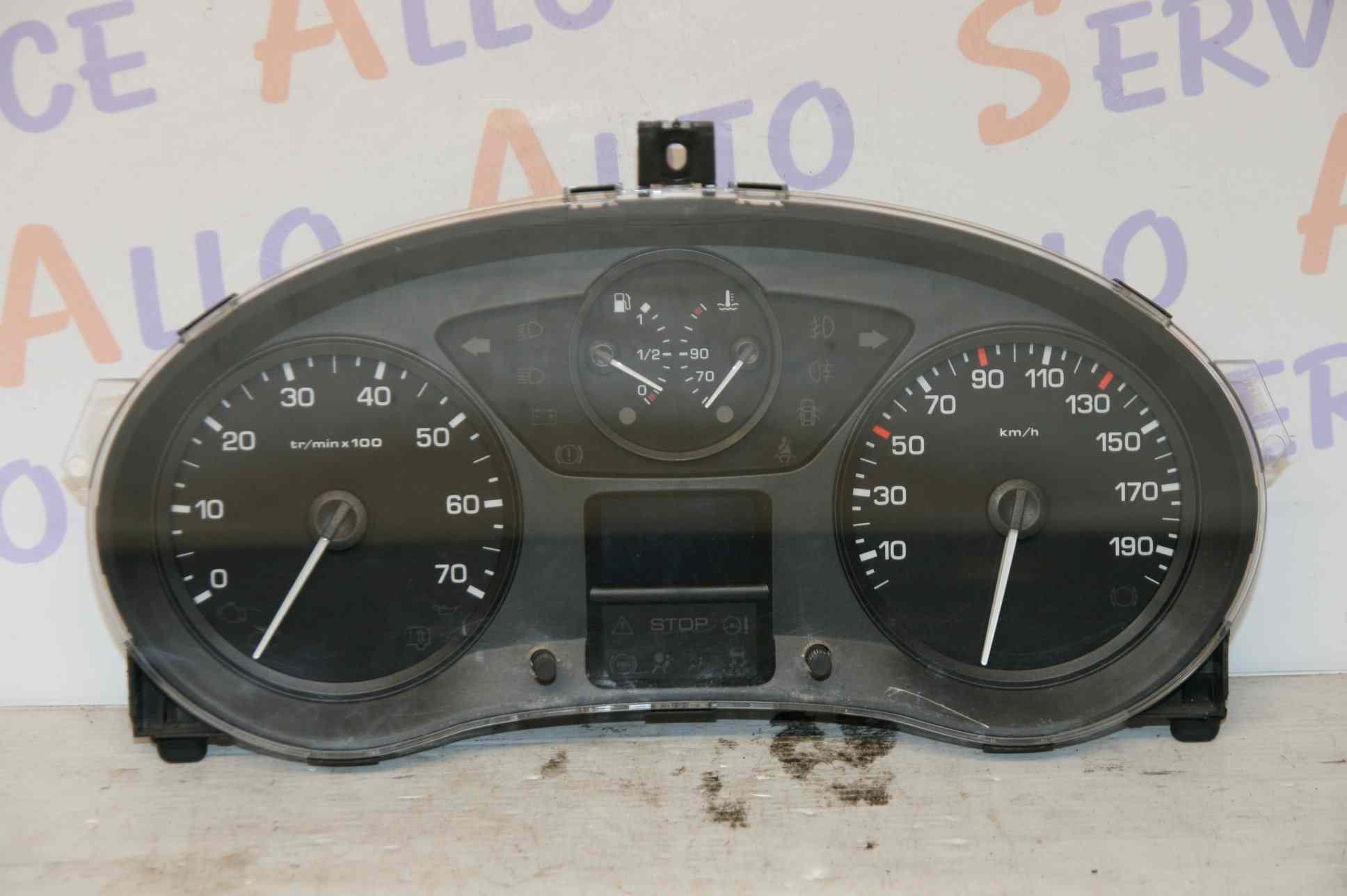 Compteur magneti marelli
PEUGEOT EXPERT II FOURGON 4P 
2007-01->
référence : YWH2ZPD0
