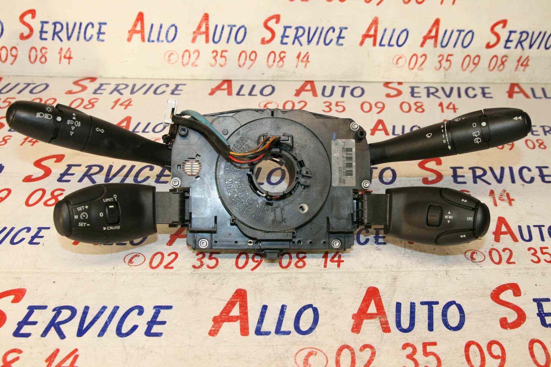 Commodo 
PEUGEOT 207 Phase 2, 1.6HDI-8VTurbo, 92cv

11/2011
96661300XT

