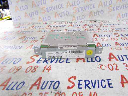 Autoradio 
PEUGEOT 208

autoradio d'origine 

Unité principale radio / CD / DVD / GPS

PEUGEOT 208 I PHASE 2 2015-04->

ref : 9822729780

