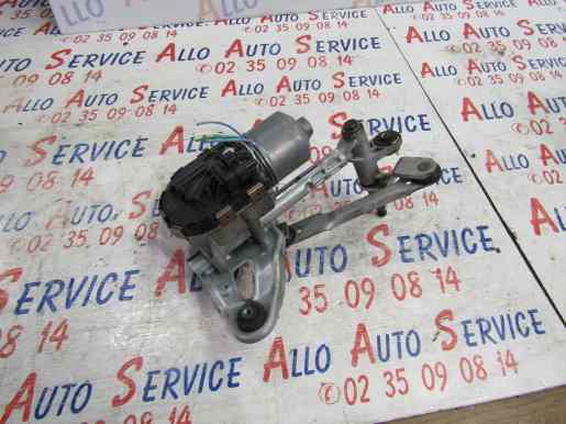 Systeme Essuie glace Droit

PEUGEOT 5008 I (T87) PHASE 1 5P 2009-11->2013-12
2.0 HDI 150 CH

MARQUE : BOSH
REF : 1397220577
