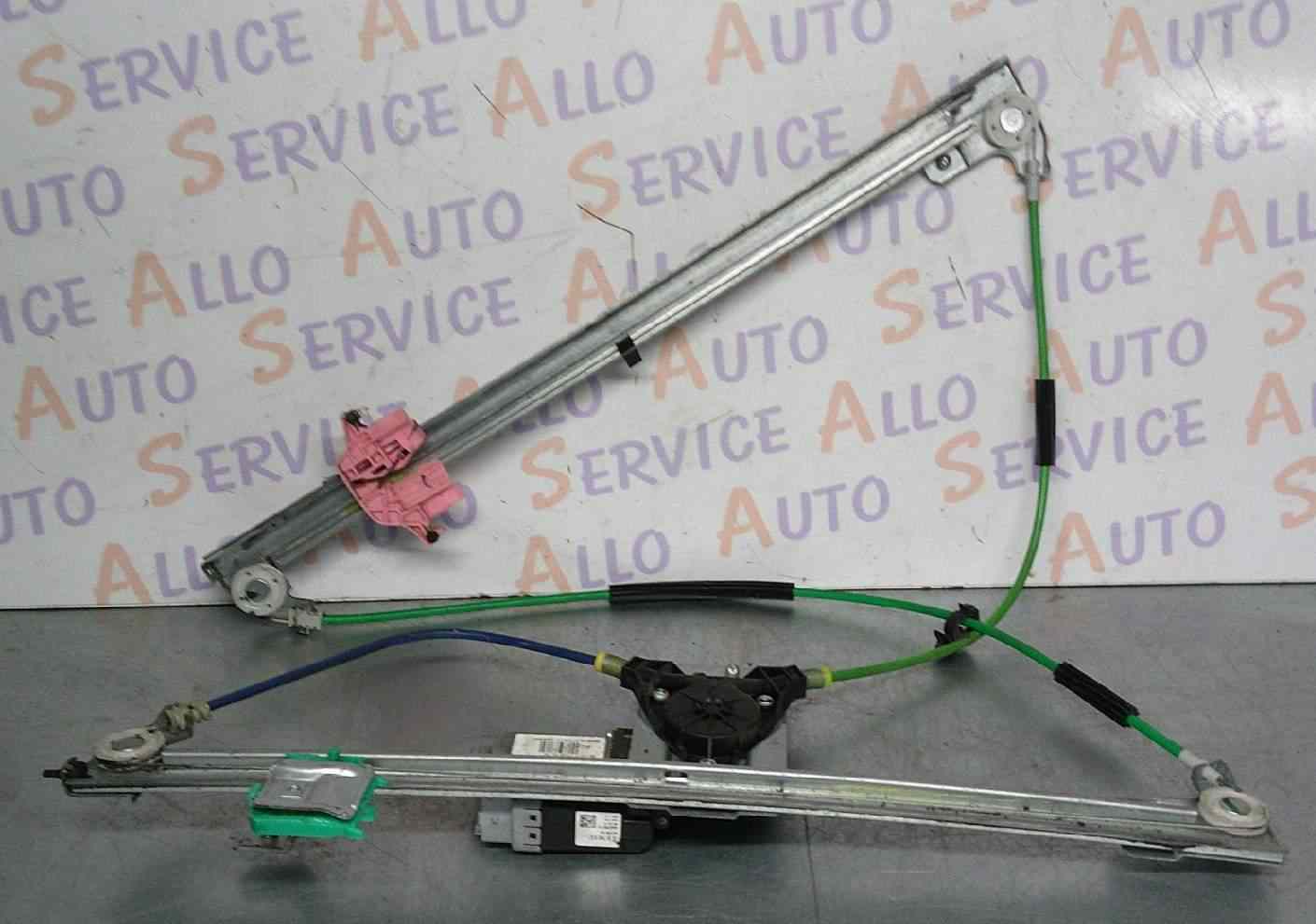 Leve Vitre Av Droit PEUGEOT Expert 2 

MILLESIME 05/2012

