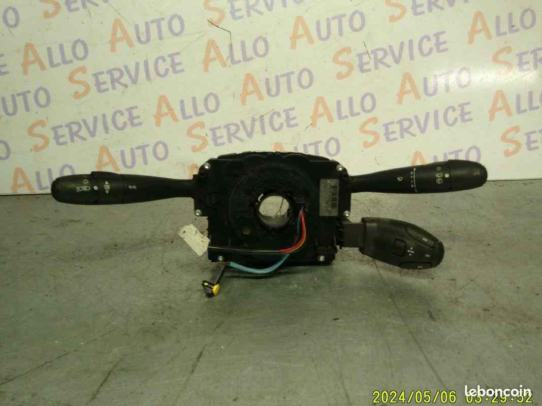 Commodo 
PEUGEOT 207 phase 2 1.4i

