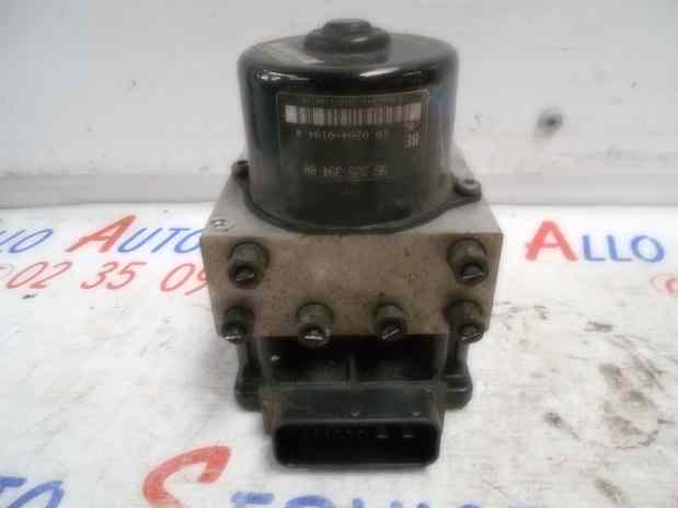 Bloc hydraulique ABS 
PEUGEOT 206
An 1998 - 2003 

ATE 9632539480
10.0204 0194.4
10.0948 1108.3

