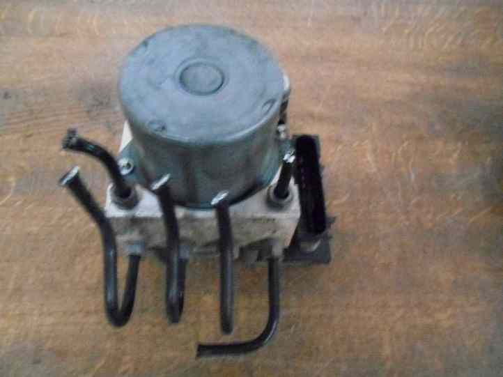 Bloc hydraulique ABS 
PEUGEOT 307 (1)
An 2001 - 2007

Bosch 0265 800 395
0265 231 496
9649988280


