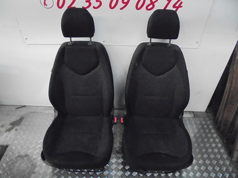 Sièges avant Peugeot 308 SW phase 1 
An 05.2008 - 04.2011

Siège Passager
Complet avec visserie

