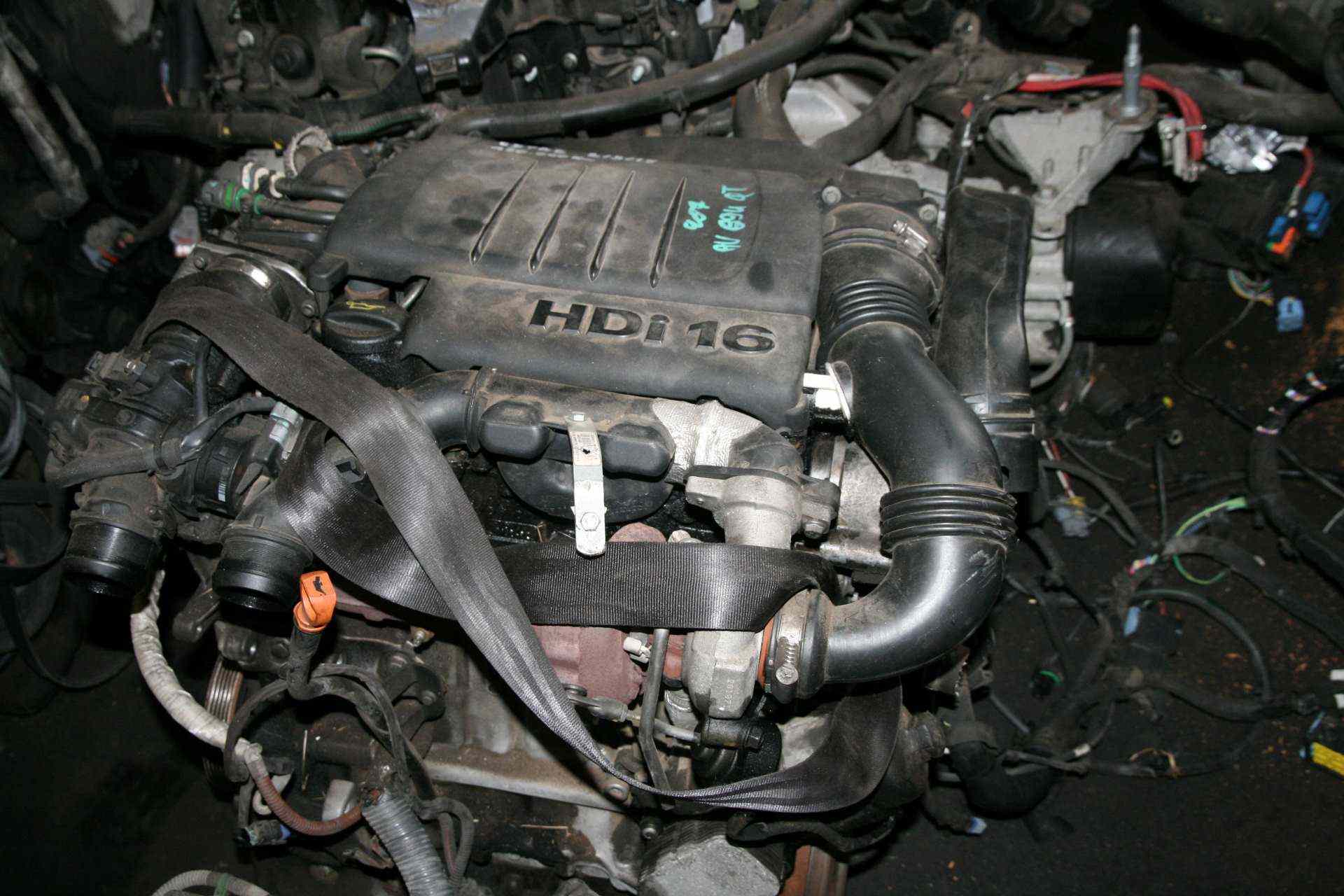 Moteur 
PEUGEOT 207 1.6 HDI-16V Turbo, 90cv

Type moteur : DV6ATED4_9HX
 154420 Km 

Vendu sans alternateur, démarreur, compresseur de clim

Garanti(e) 12 mois

Frais de Port sur devis