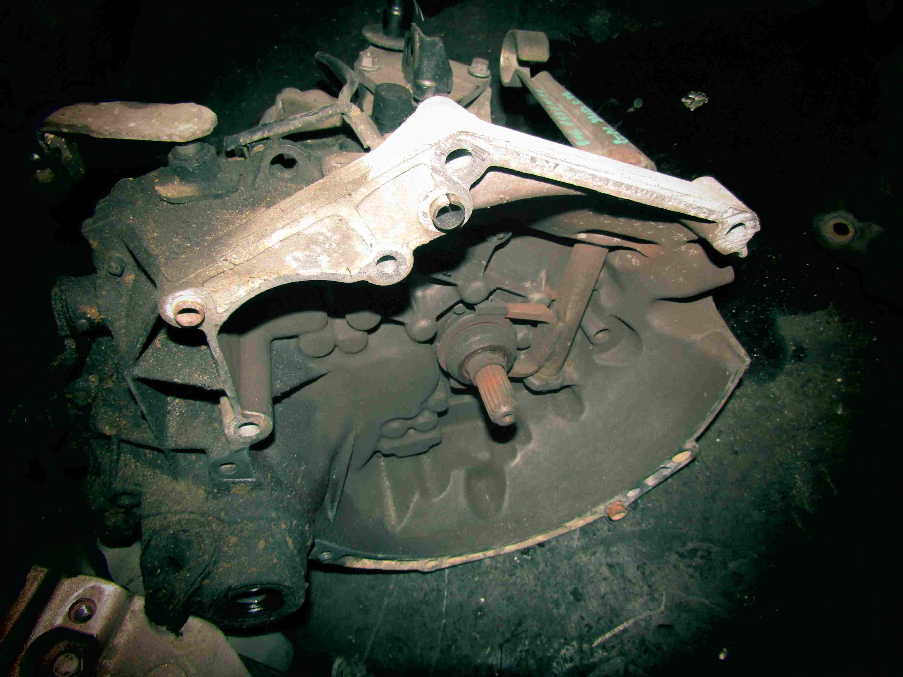 Boite de vitesses 
PEUGEOT 206 Phase 2 1.4i 75cv

Type boite : 20CE45
  161 000 Km

Garanti(e) 12 mois

Frais de Port sur devis