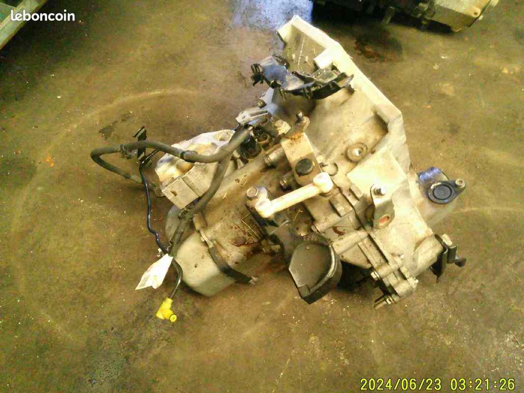 Boite de vitesses 
PEUGEOT 208

Type boite :A701 


Garanti(e) 3 mois

Frais de Port sur devis
