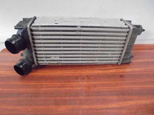 Echangeur Air 
PEUGEOT 308 1.6 HDI 90CV 
An 04.2011 - 12.2014 