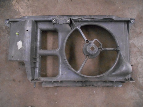 Buse 
PEUGEOT 206 1.9 D XR 70CV
1998-09->2009-03

Frais de port sur devis

