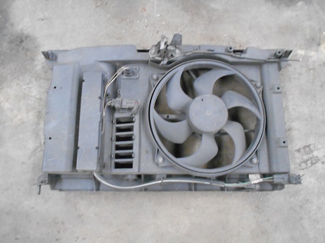 Buse avec ventilateur 
PEUGEOT 307 XR Presence 2.0 HDi 90ch Phase 1
2001-04->2005-06

Frais de port sur devis

