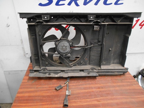 Buse avec ventilateur
PEUGEOT 307 XR 2.0 HDi 90CV

2001-04->2005-06 

