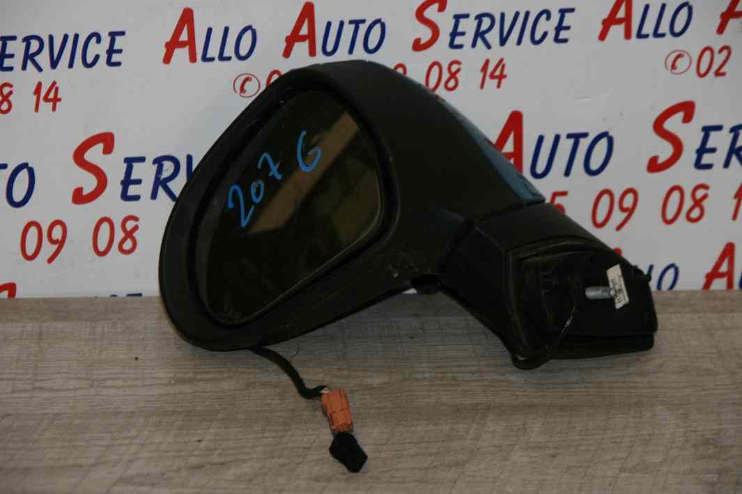 Retro Electrique Gauche
PEUGEOT 207

