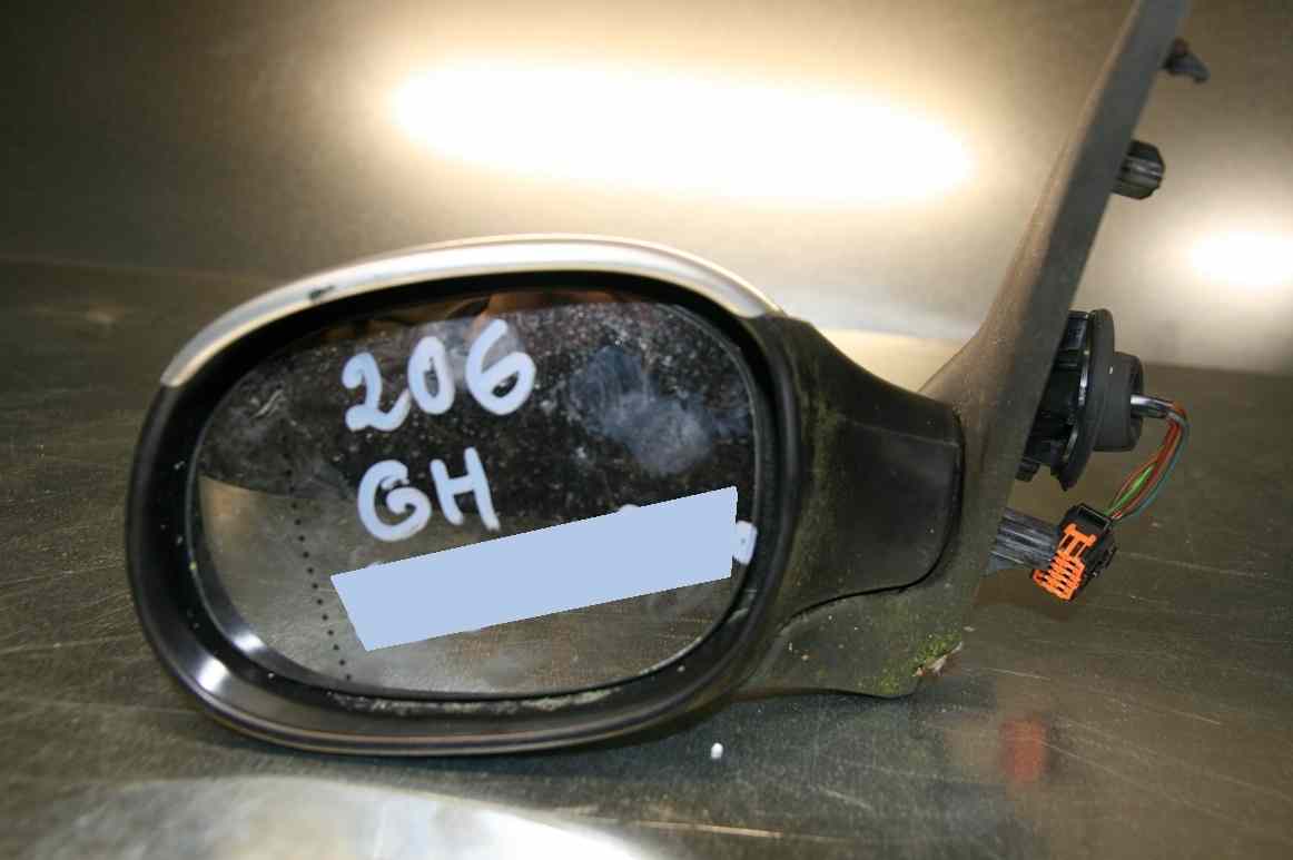 Retro Electrique Gauche
PEUGEOT 206

01.2004