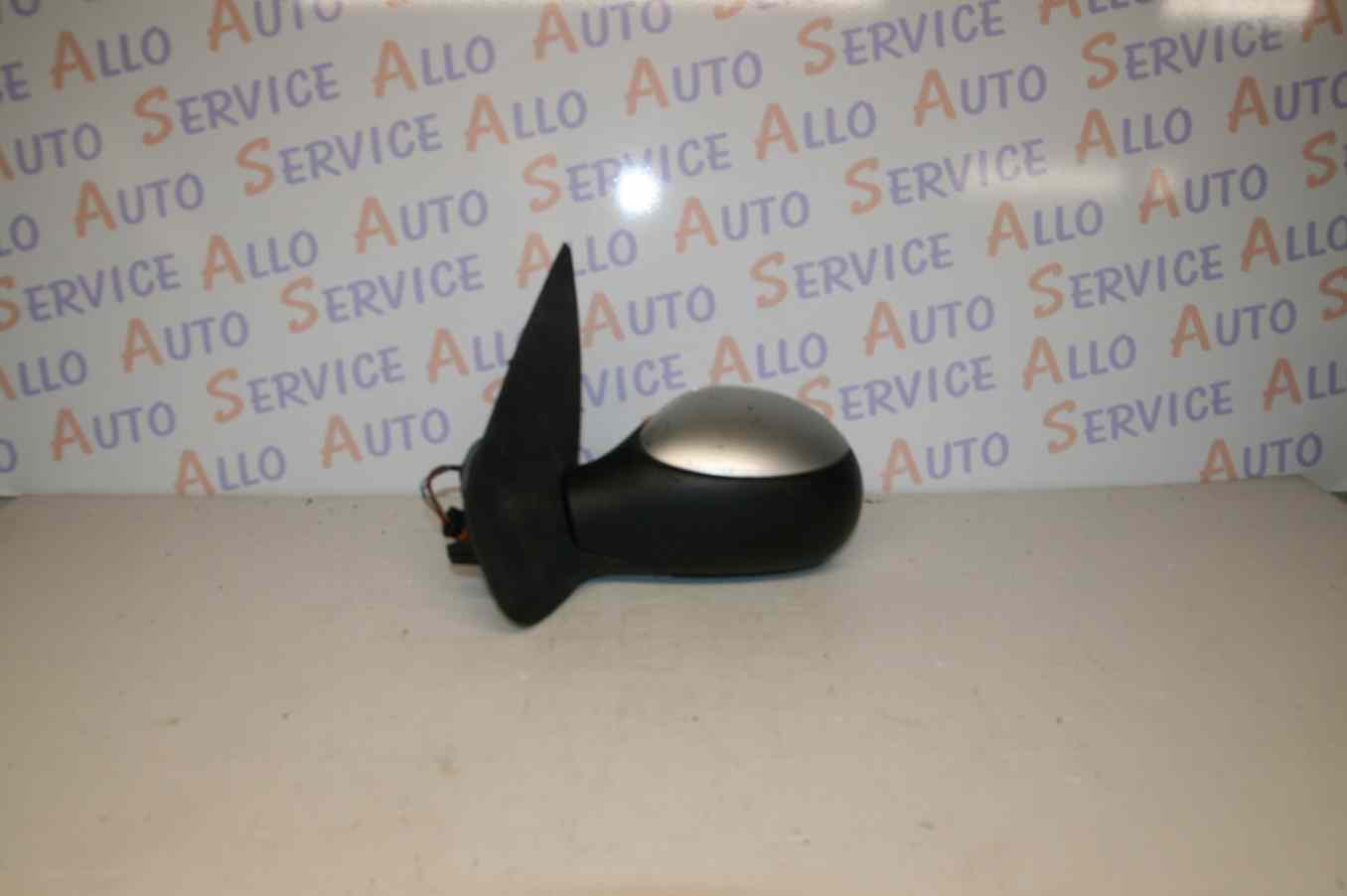 Retro Electrique Gauche PEUGEOT 206+
02/2011
