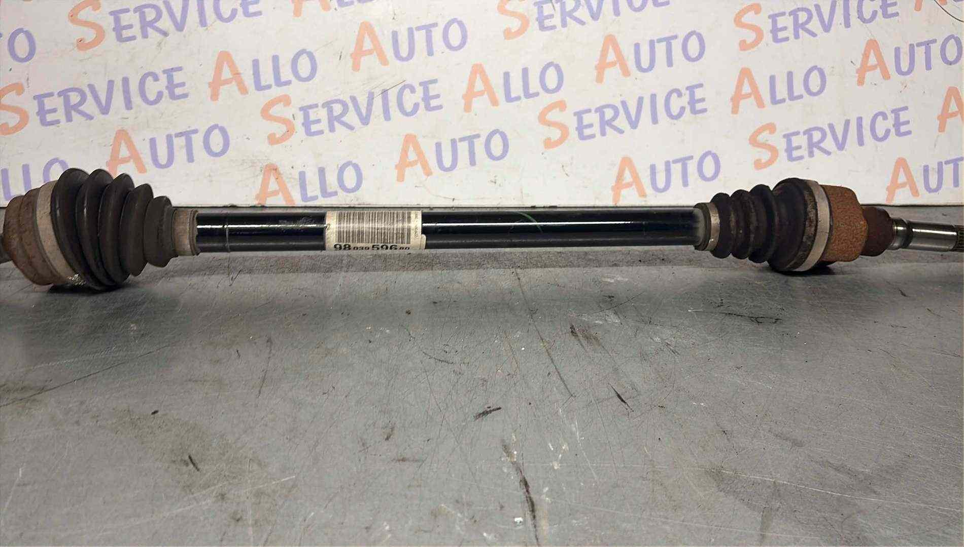 Cardan Droit
PEUGEOT Boxer 3 phase 2
2.2 hdi 
annee 24/09/2015

