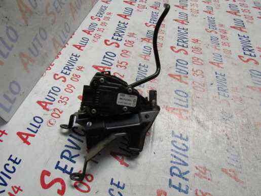 Potentiomètre Pédale D’accélérateur
Renault Trafic 2
 
ref : 7700313060 



