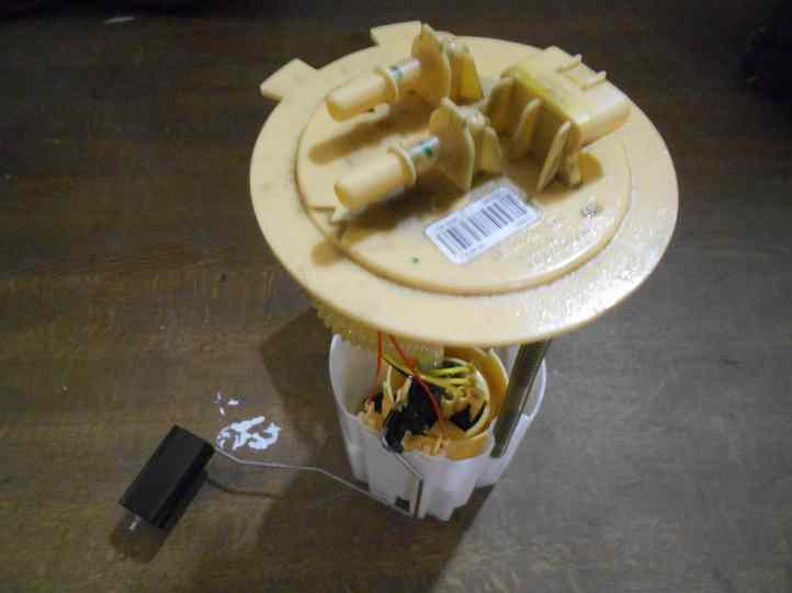 Pompe de Gavage 
RENAULT Kadjar 1.5 DCI 110Cv
Depuis 06.2015

Bosch 058020 Broche 6 fiches