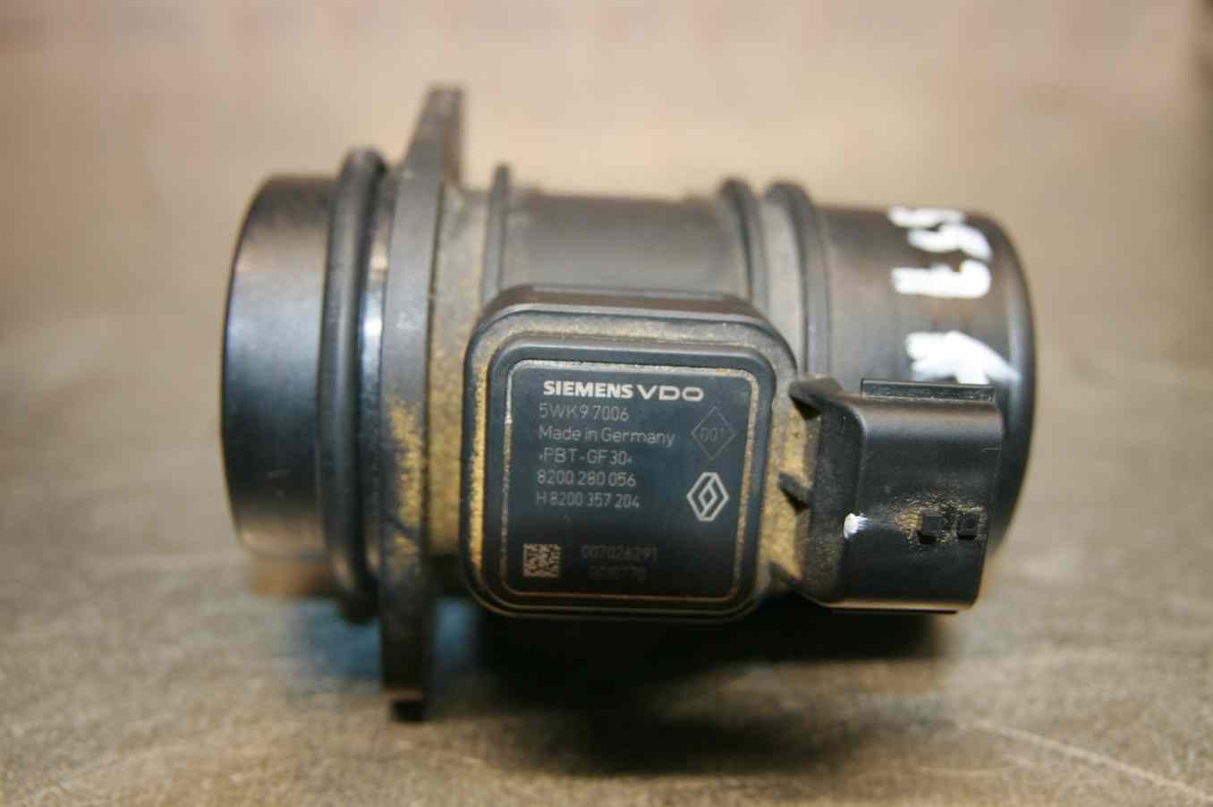 Debitmetre Air 
RENAULT Clio 2 Campus Phase 1 1.5 DCI 70CV

SIEMENS VDO 5WK97006

01.2007

