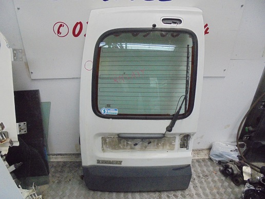 Porte AR Gauche
RENAULT Kangoo 1
An 09.1997 - 03.2003

Un petit enfoncement
Peinture un peu passée

Frais de Port sur devis