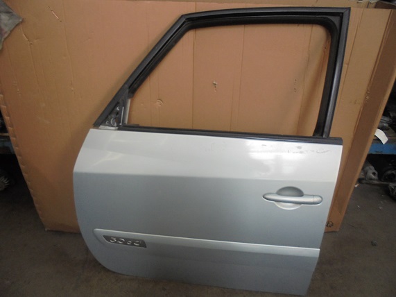 Porte AV Gauche
RENAULT Espace 4
An 09.2002 - 03.2006

Vendu nue (bleu ciel)

Frais de Port sur devis