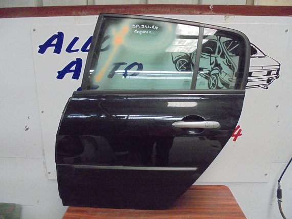Porte AR Gauche
RENAULT Megane 2 phase 2
A 01.2006 - 06.2009

Vendue nue
Frais de Port sur devis