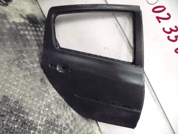 Porte AR Droit
RENAULT Clio 3
An 09.2005 - 03.2009

Entièrement nue à reconditionner

Frais de Port sur devis