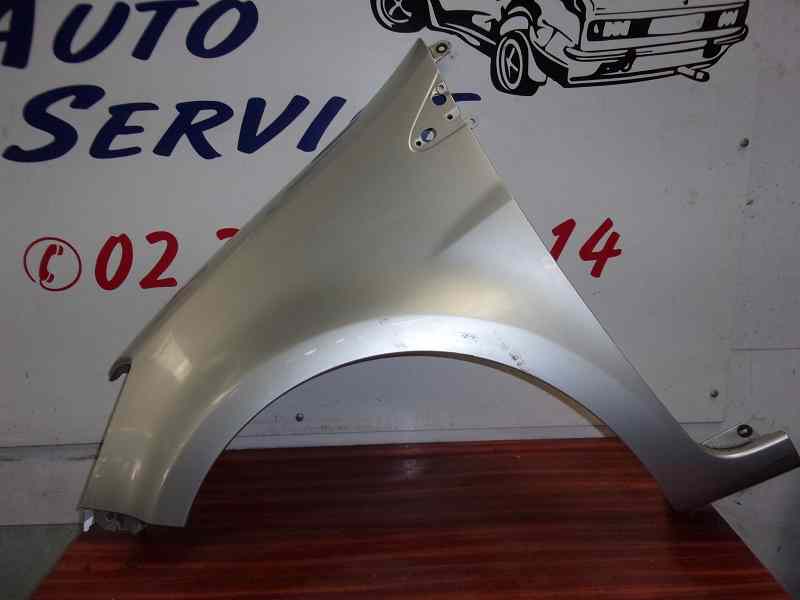 Aile AV Gauche
RENAULT CLIO III PHASE 2
02/2010
pr roues en 195
rayures

Frais de Port sur devis