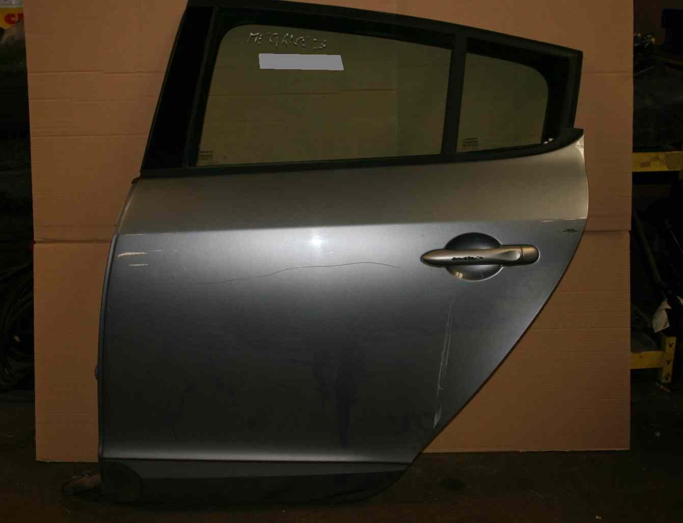 Porte AR Gauche
RENAULT Megane 3

05.2010

Frais de Port sur devis